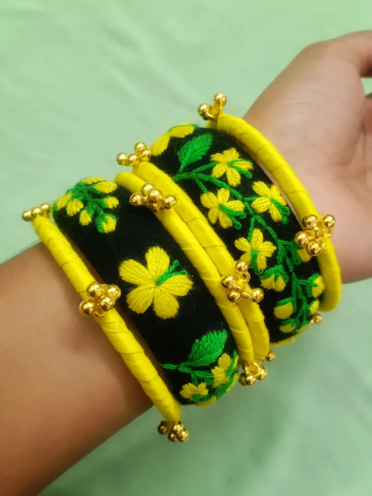 Sonalu Flower Bangle Set